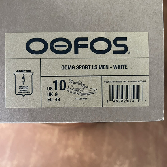 New OOFOS Men\'s OOmg Sport LS Low Recovery Supportive Cushion Shoe White US 10 main image 16